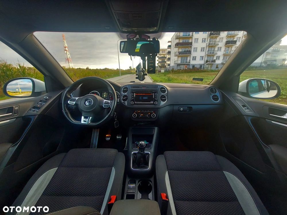 Volkswagen Tiguan 2.0 TDI 4Mot R-Style - 10