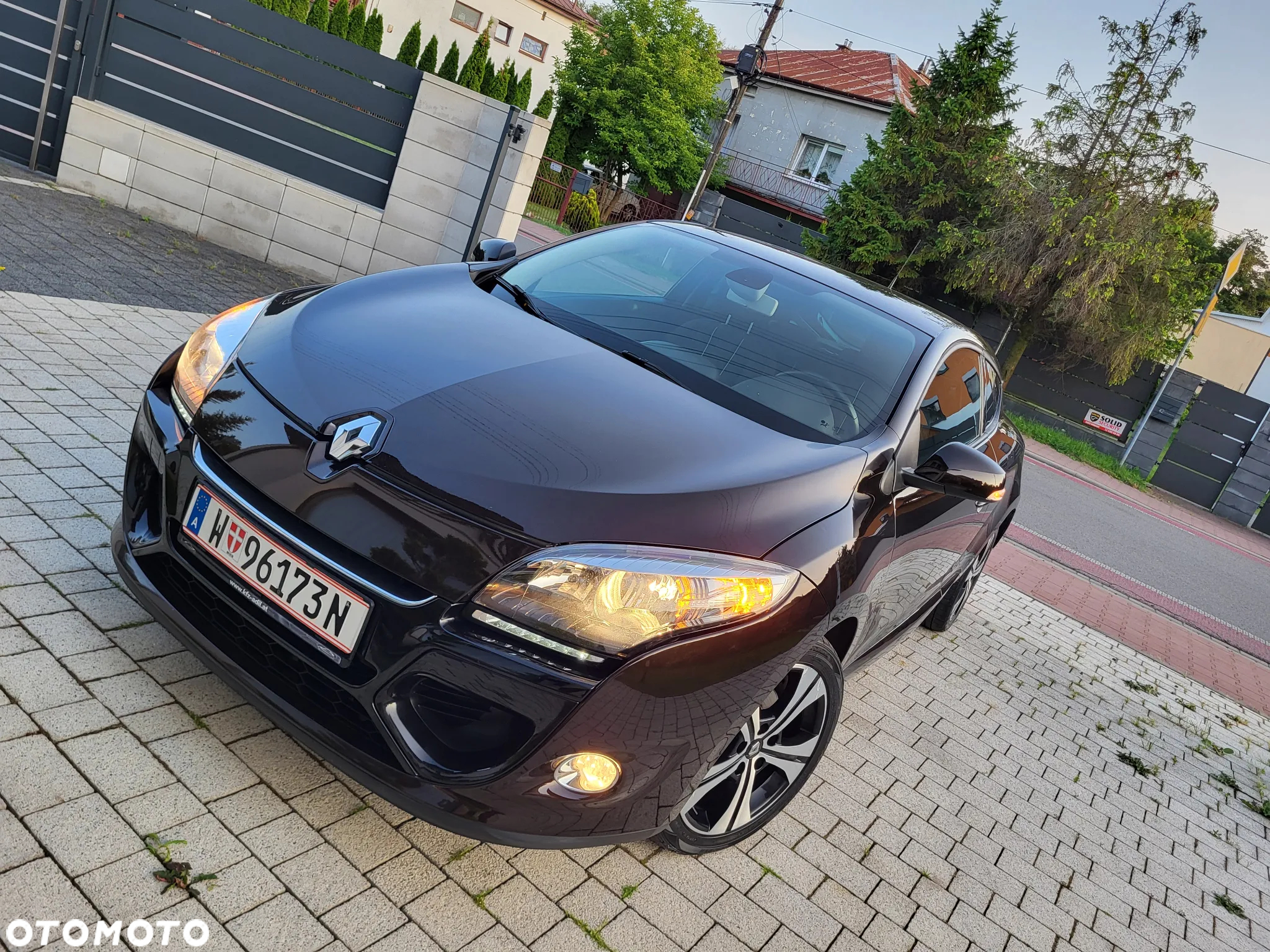 Renault Megane Grandtour ENERGY TCe 115 Start & Stop Bose Edition - 11