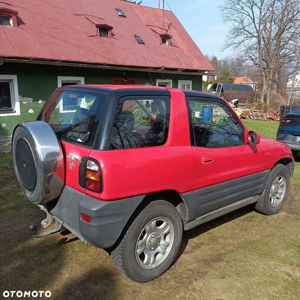 Toyota RAV4 2.0 GLi - 3