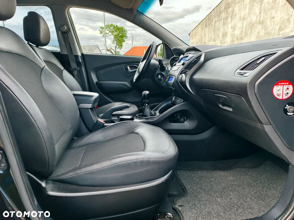 Hyundai ix35 1.6 2WD blue Style - 14