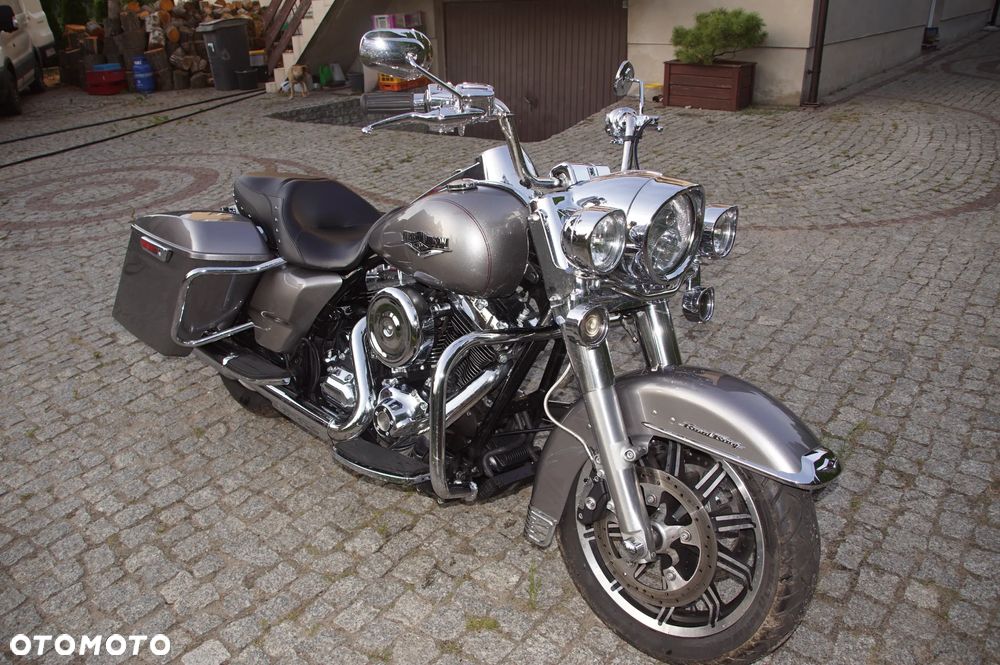 Harley-Davidson Touring Road King - 19