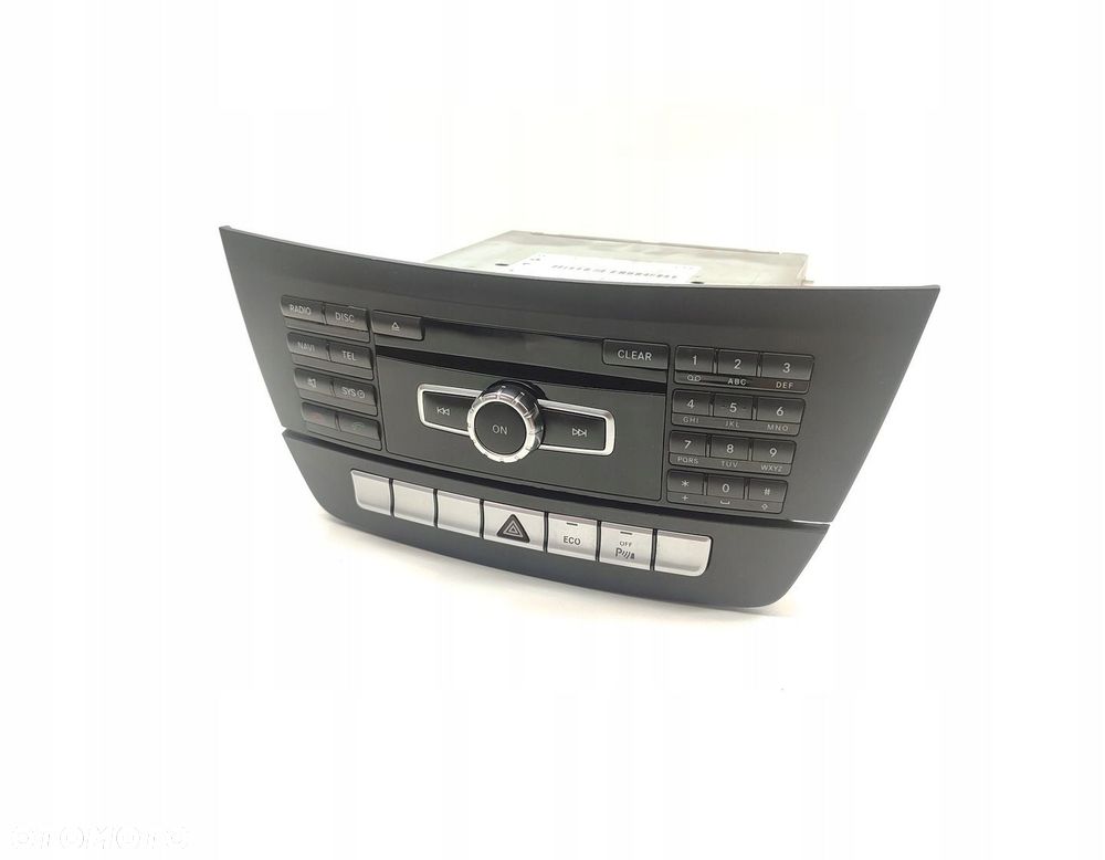 RADIO MERCEDES C KLASA W204 A2049003211 - 1