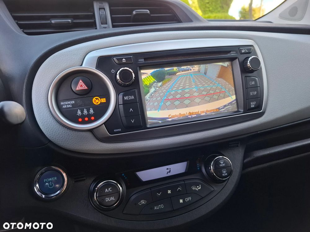 Toyota Yaris Hybrid 1.5 VVT-i Comfort - 17