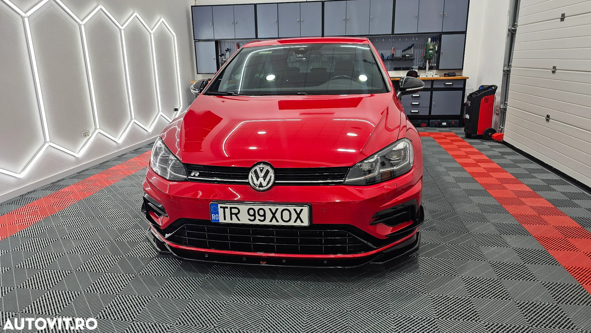 Volkswagen Golf 2.0 TSI DSG R - 8