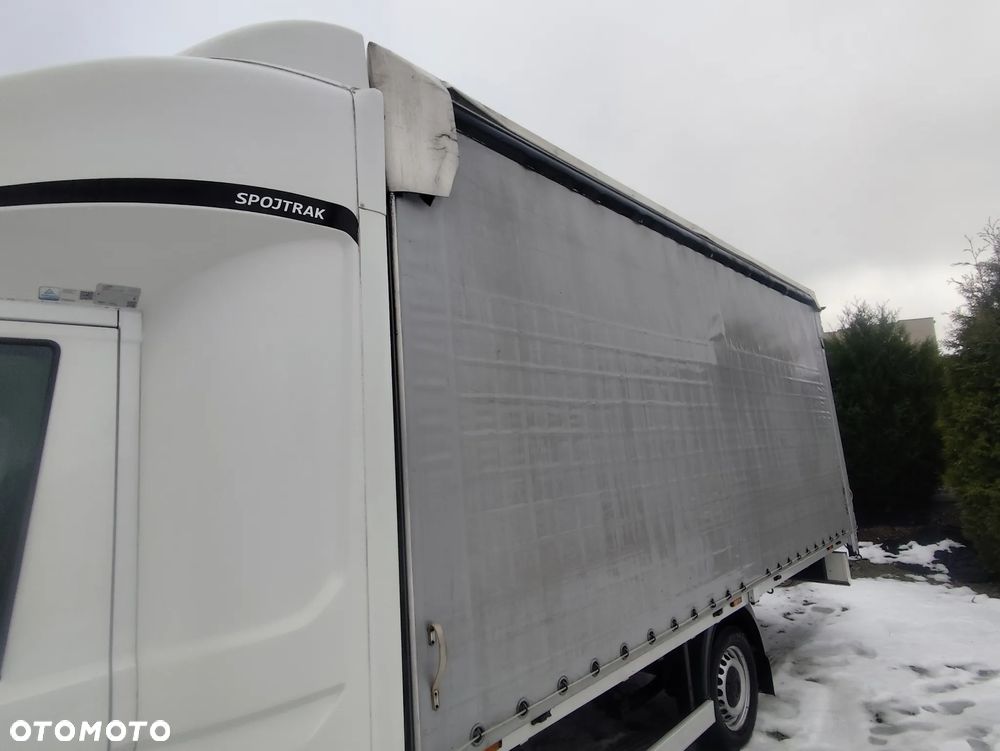 Volkswagen CRAFTER - 13