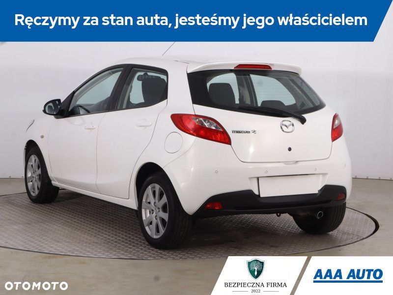 Mazda 2 - 6