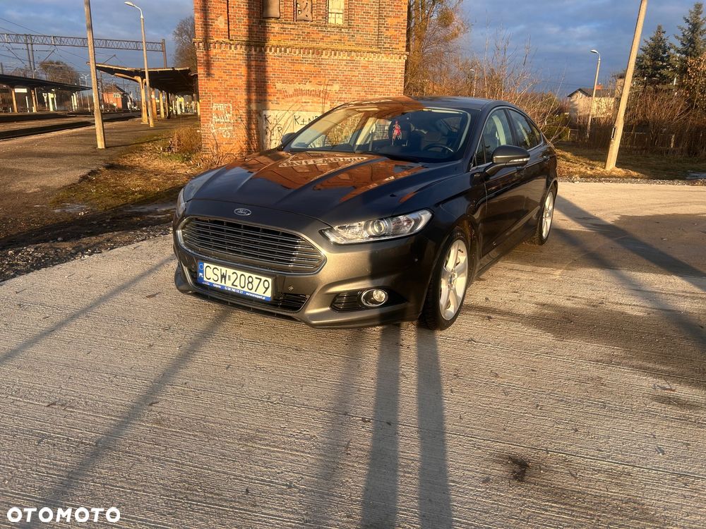 Ford Mondeo 2.0 EcoBoost Titanium - 12