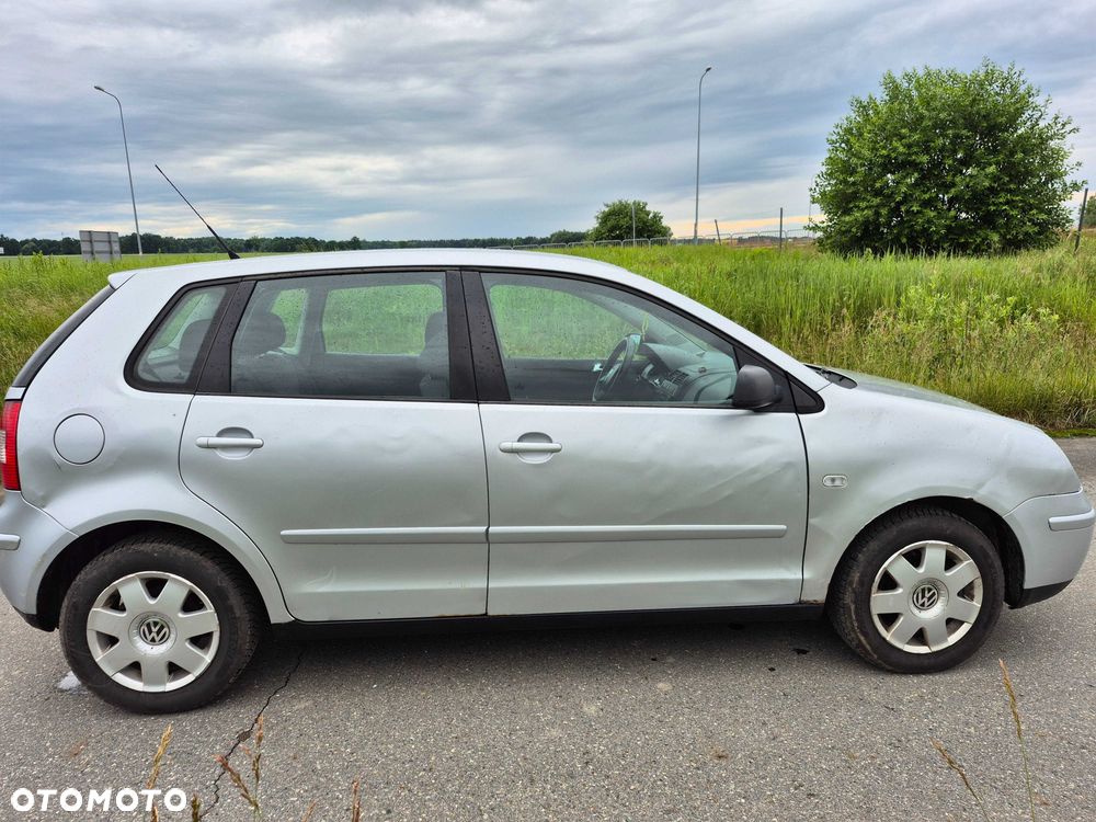 Volkswagen Polo - 4