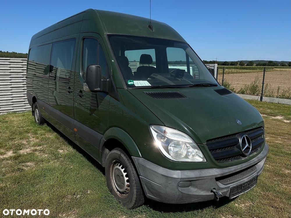 Mercedes-Benz Sprinter - 2