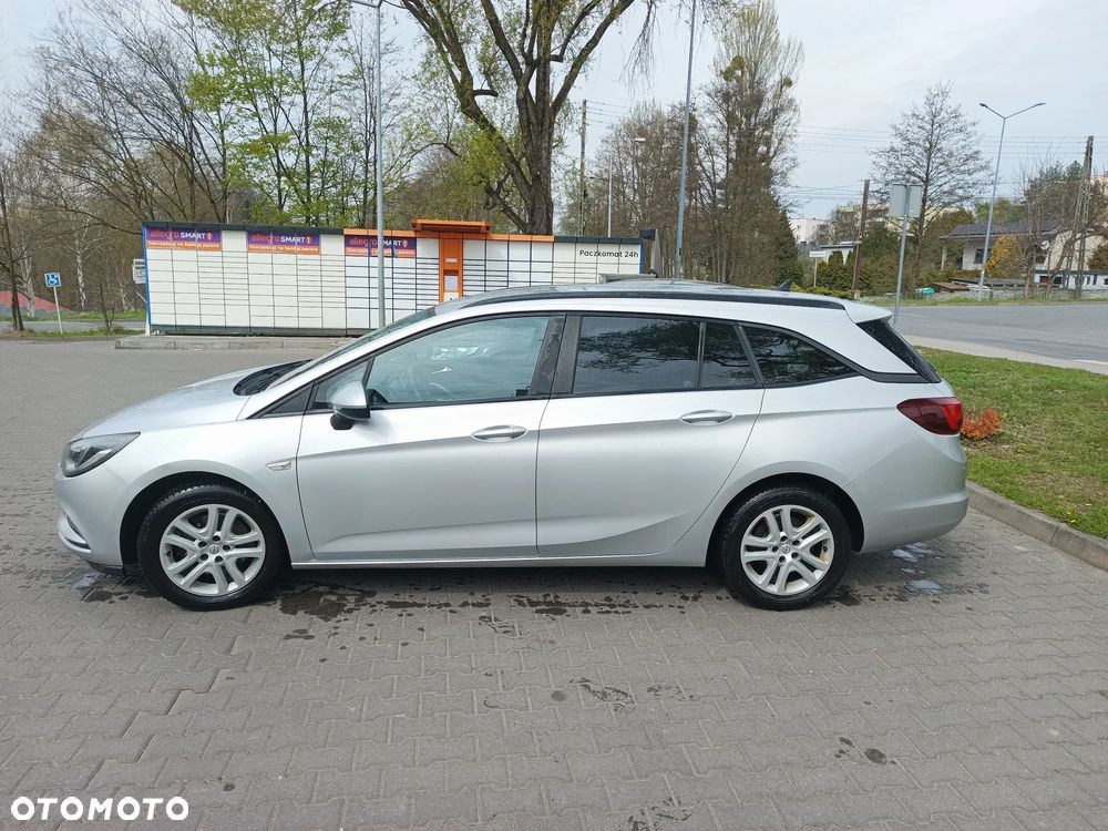 Opel Astra 1.6 CDTI DPF ecoFLEX TourerStart/Stop Selection - 2