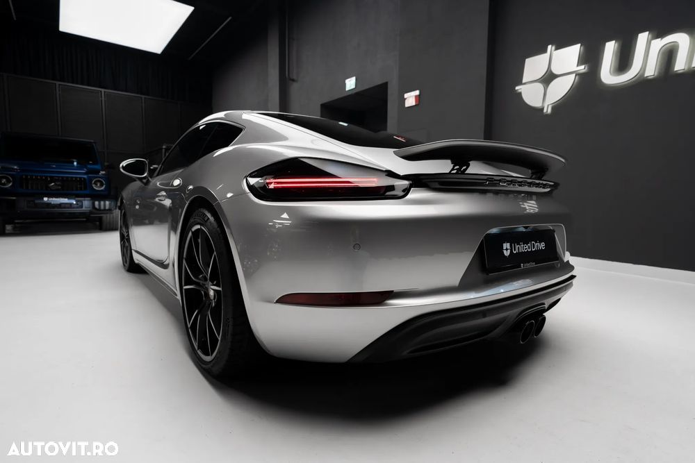 Porsche Cayman PDK - 18