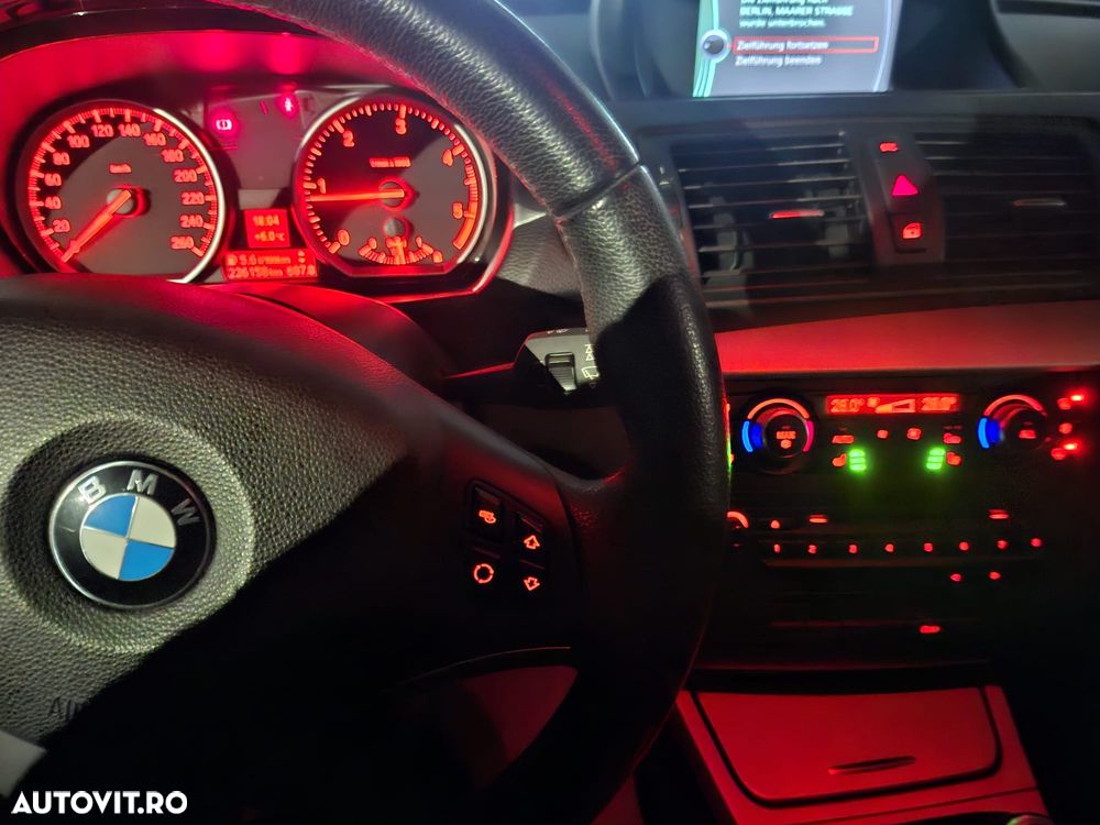 BMW Seria 1 120d - 11