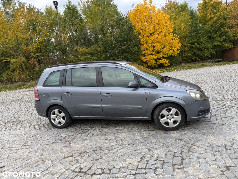 Opel Zafira - 4