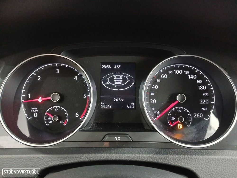 VW Golf 1.6 TDI Stream - 21