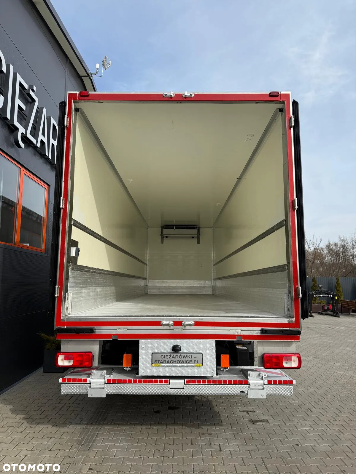 DAF DAF CF XF 75.360 // 6x2 // E5 // chłodnia 21 Epal // sypialka // klima // winda pod spód - 14