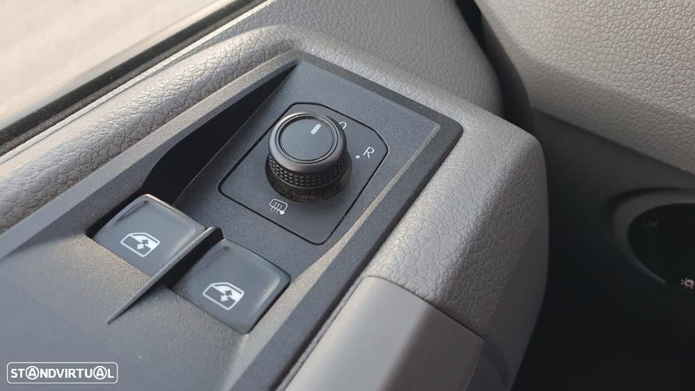 VW Crafter 2.0TDi L2H1 - 7