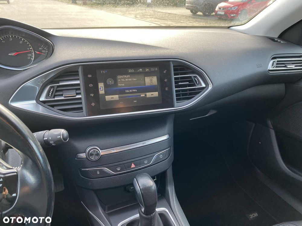 Peugeot 308 1.6 BlueHDi Allure S&S EAT6 - 17