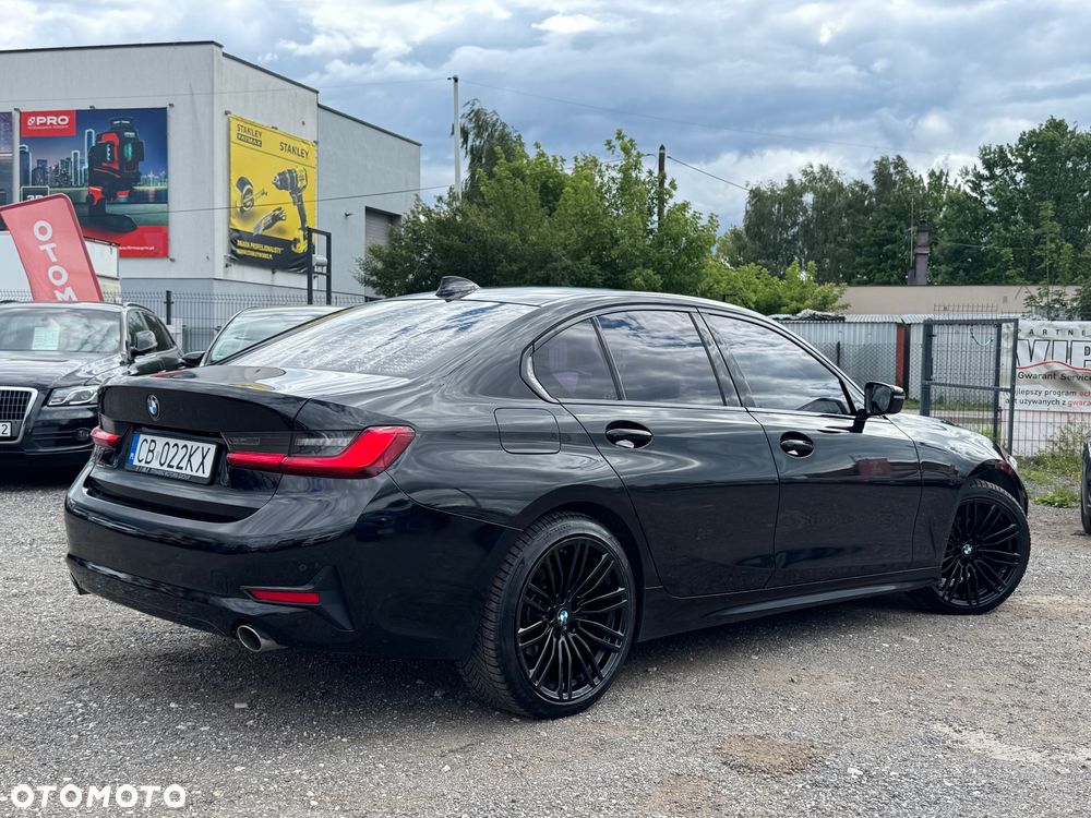BMW Seria 3 318d Sport Line Shadow - 2