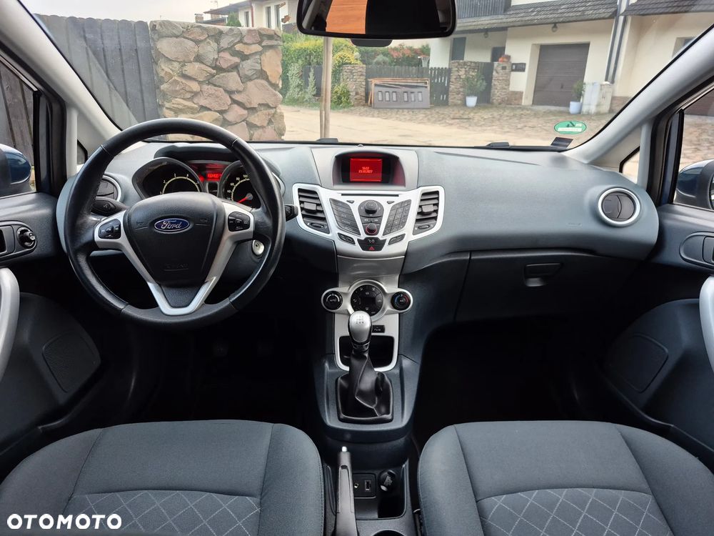 Ford Fiesta 1.25 Ghia EU5 - 25
