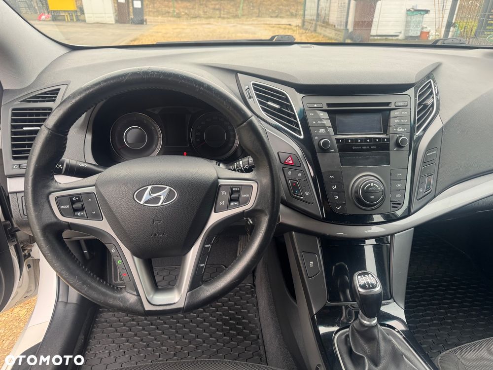 Hyundai i40 i40cw 1.6 Fifa World Cup Edition - 11