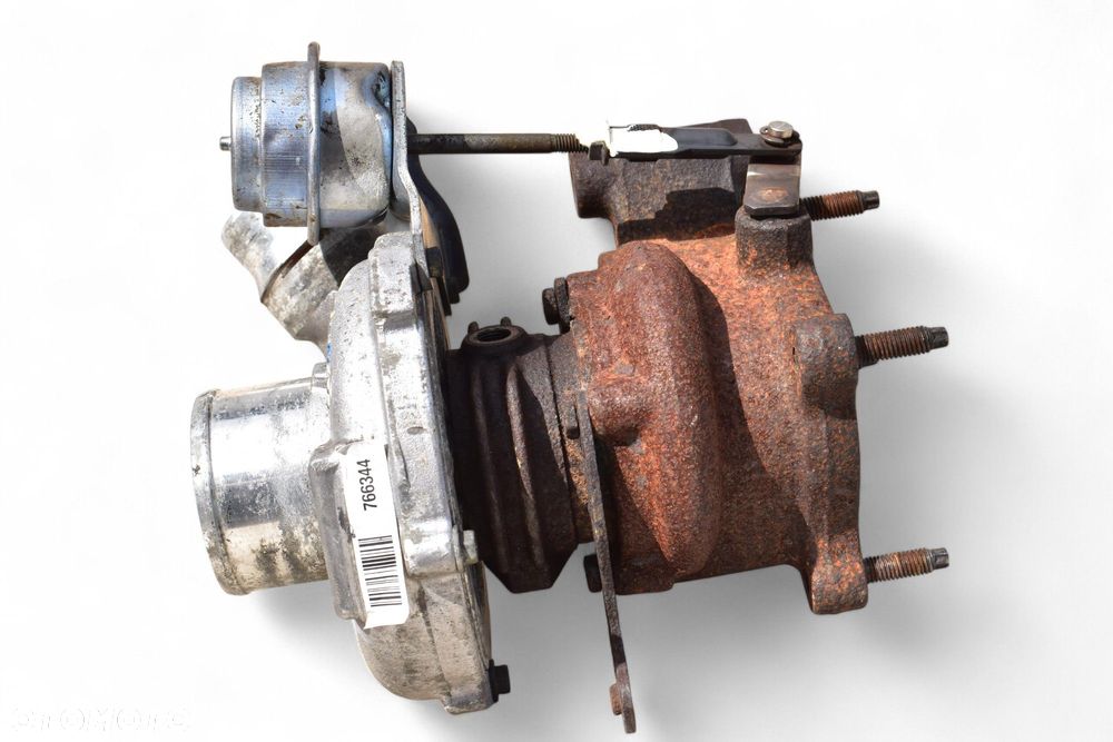 Turbina RENAULT TRAFIC II OPEL VIVARO A NISSAN PRIMASTAR 2.0 DCI 8200466021 - 2