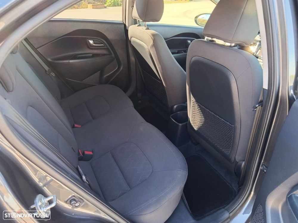 Kia Rio 1.1 CRDi TX ISG - 30