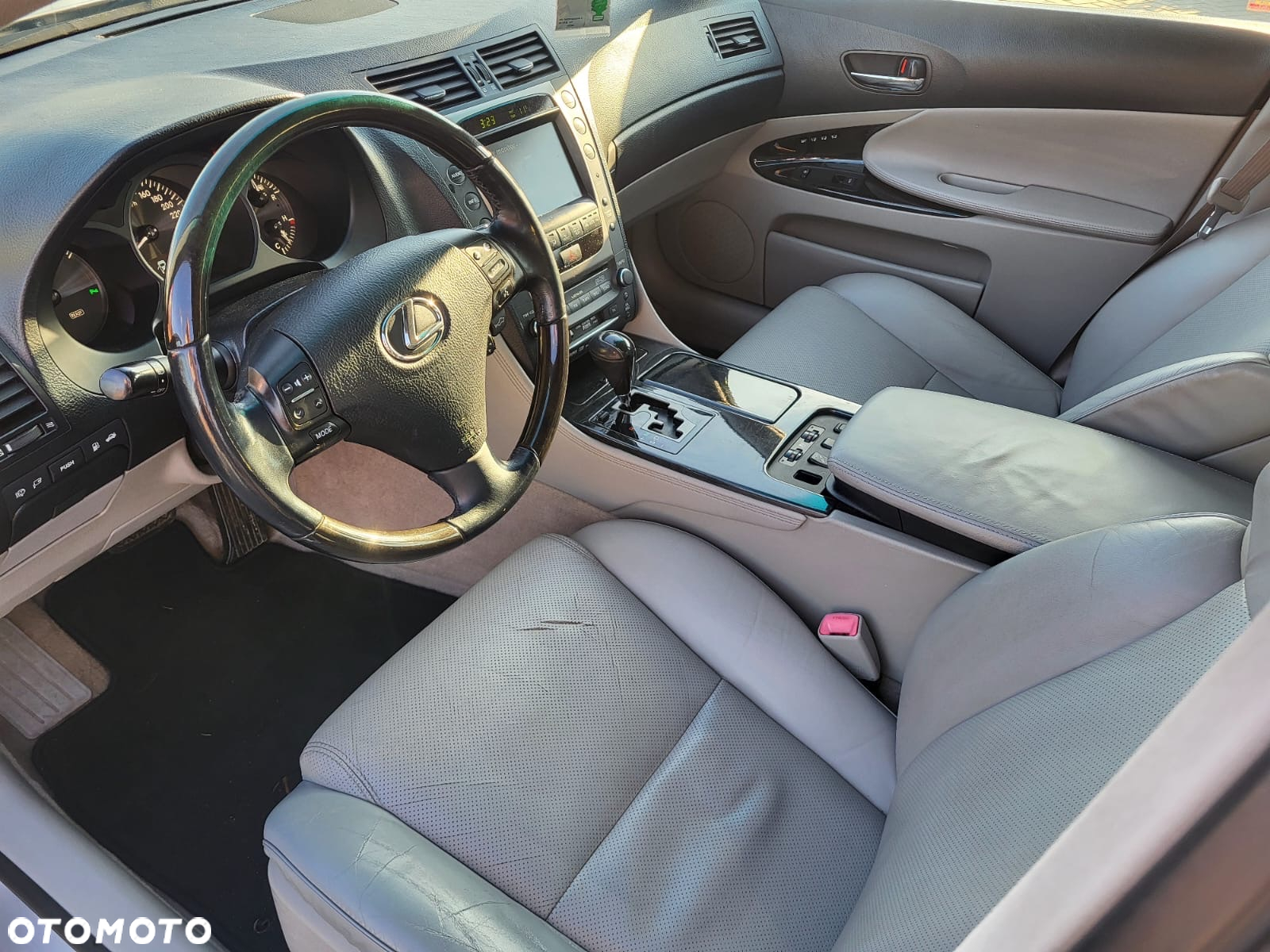 Lexus GS 450h Prestige - 8