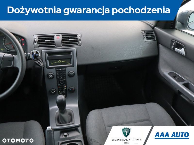 Volvo S40 - 10