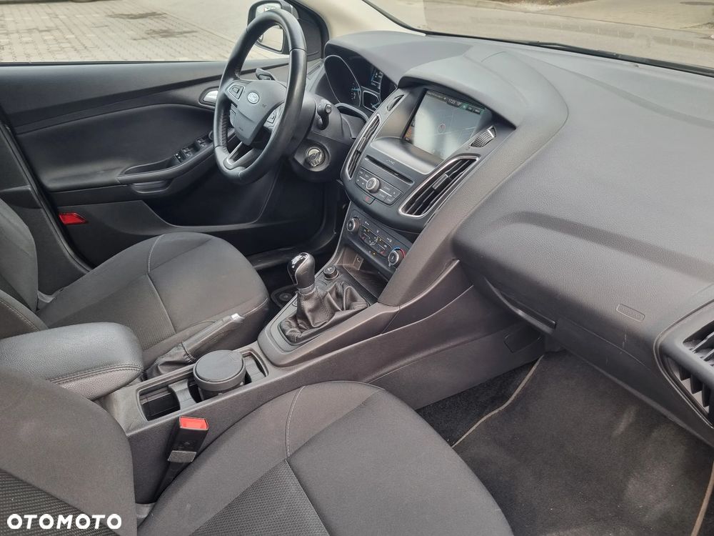 Ford Focus 1.0 EcoBoost 99g Titanium - 10