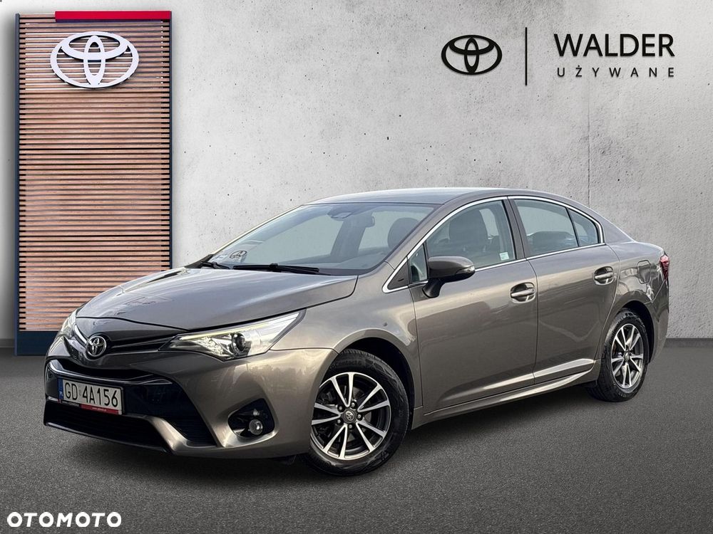 Toyota Avensis - 1