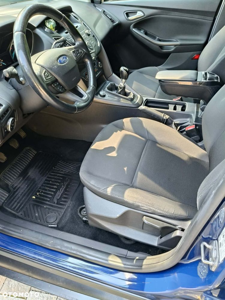 Ford Focus 1.6 TDCi Trend - 13