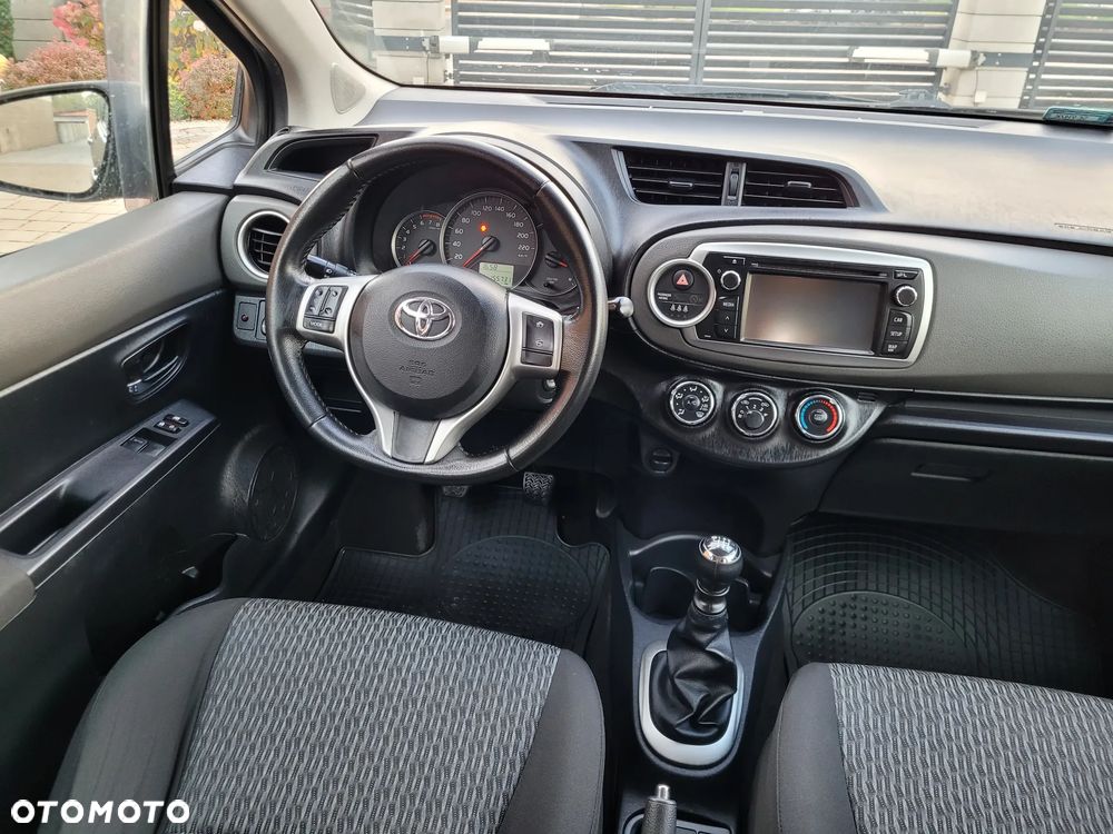 Toyota Yaris 1.33 Sol - 16