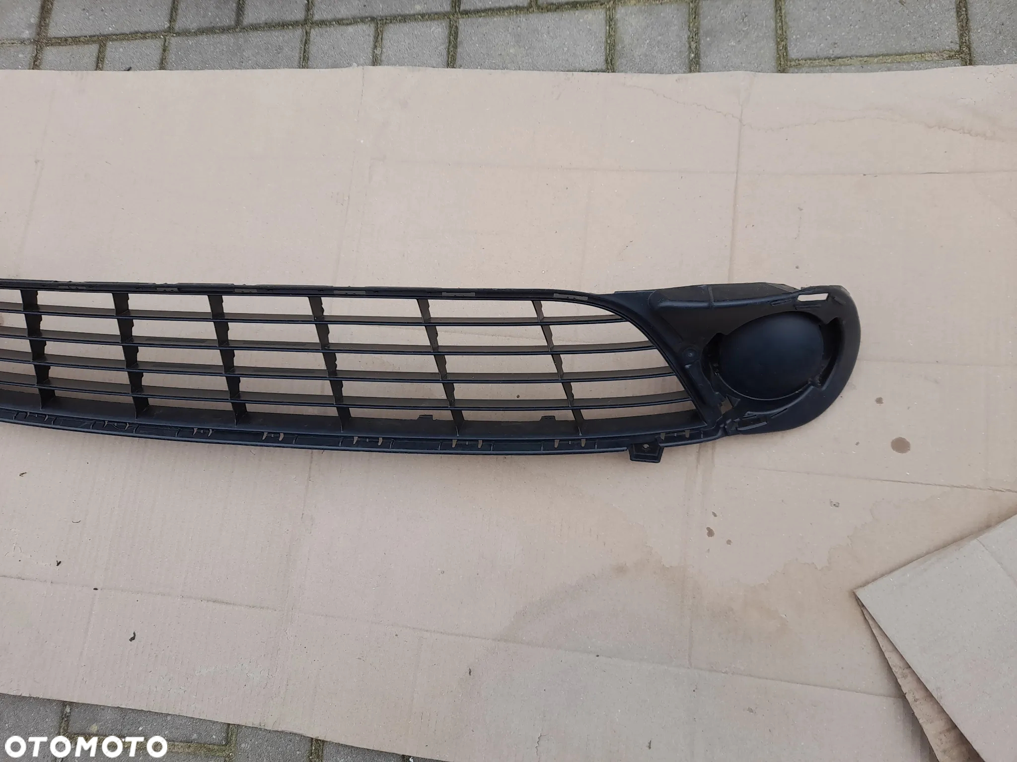 DACIA LODGY KRARKA ŚRODKOWA ZDERZAK PRZEDNI PRZÓD - 3