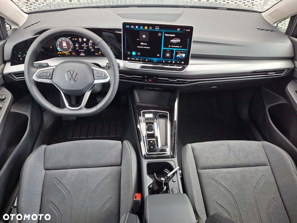 Volkswagen Golf 1.5 eTSI mHEV Style DSG - 21