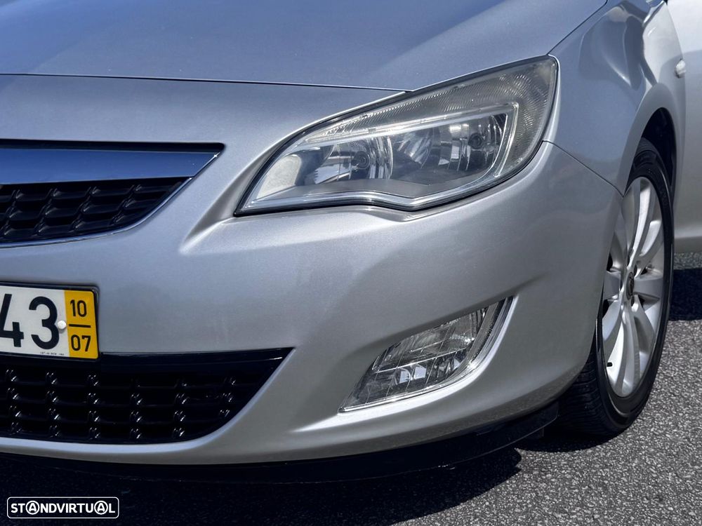 Opel Astra 1.7 CDTI Cosmo - 9