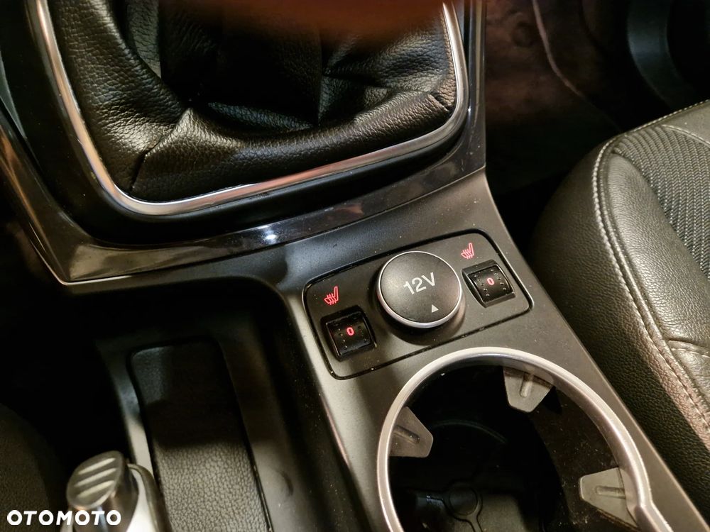 Ford Kuga - 18