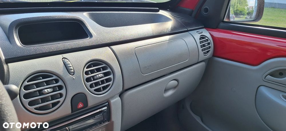 Renault Kangoo dCi 70 Authentique - 17