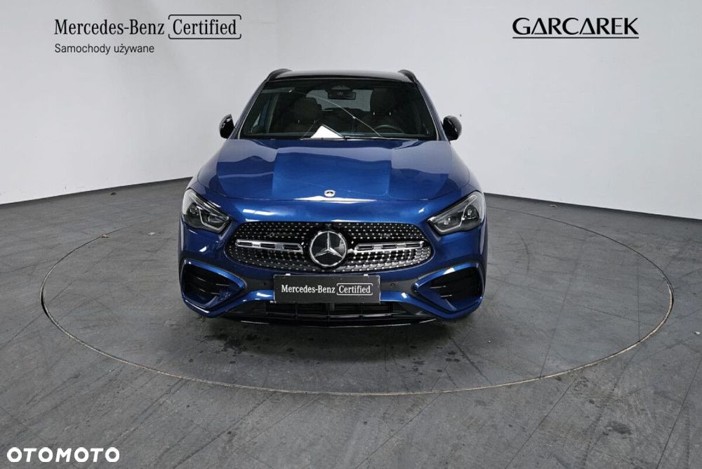 Mercedes-Benz GLA - 7