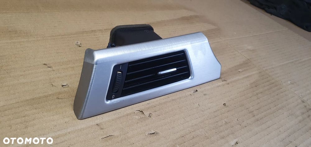 Kratka nawiewu powietrza lewa BMW 3 E90 E91 9130459 - 3