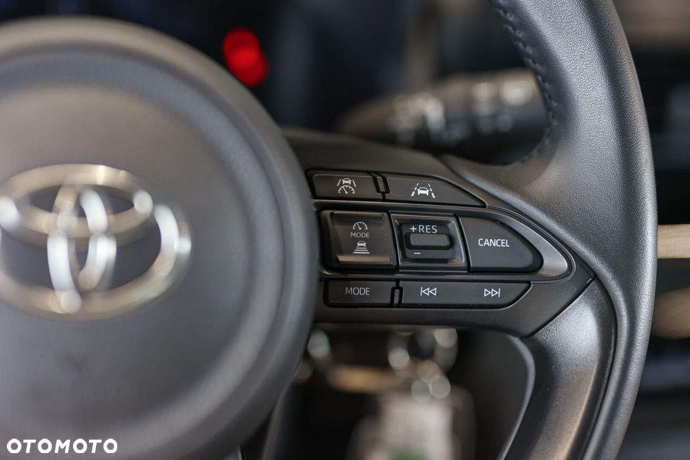 Toyota Yaris Cross Hybrid 1.5 Comfort - 23