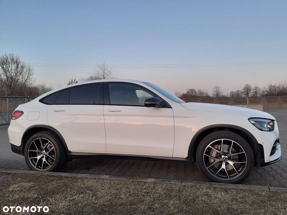Mercedes-Benz GLC 200 d 4Matic 9G-TRONIC AMG Line - 10