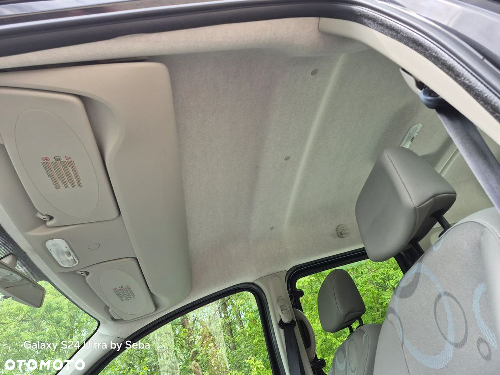 Renault Kangoo 1.6 8V Happy Family - 12