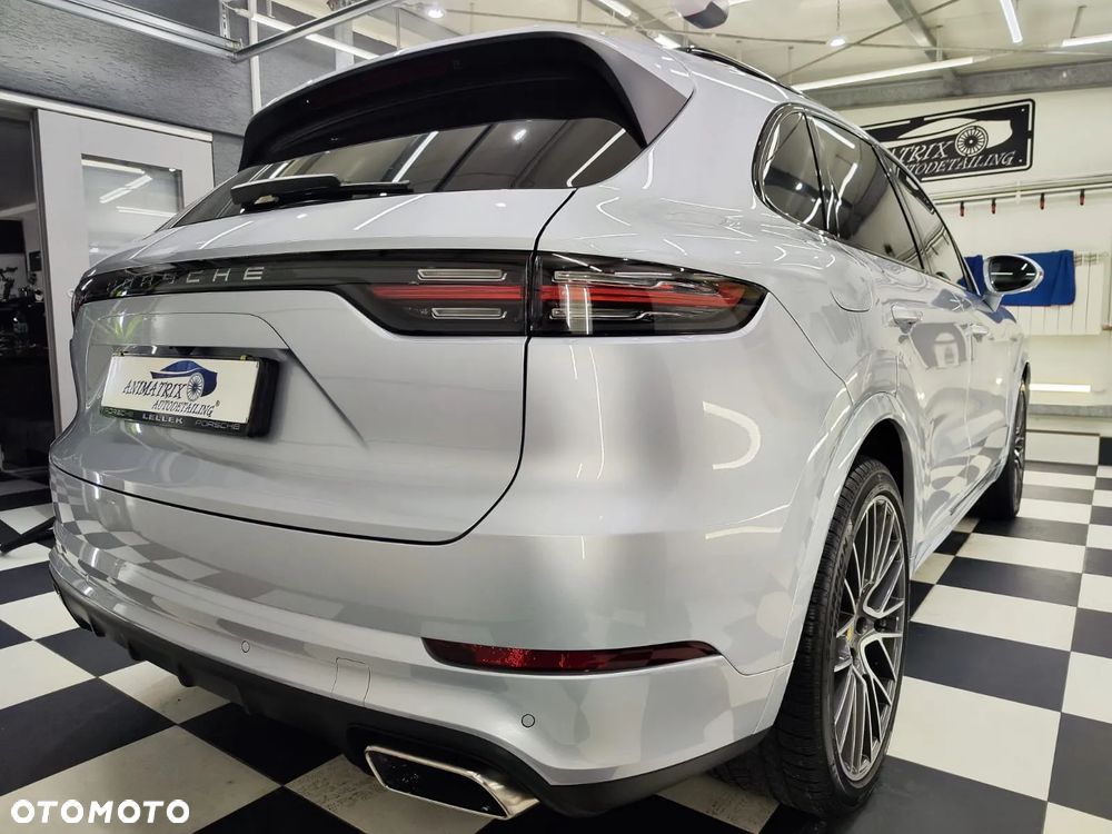 Porsche Cayenne Platinum Edition - 4