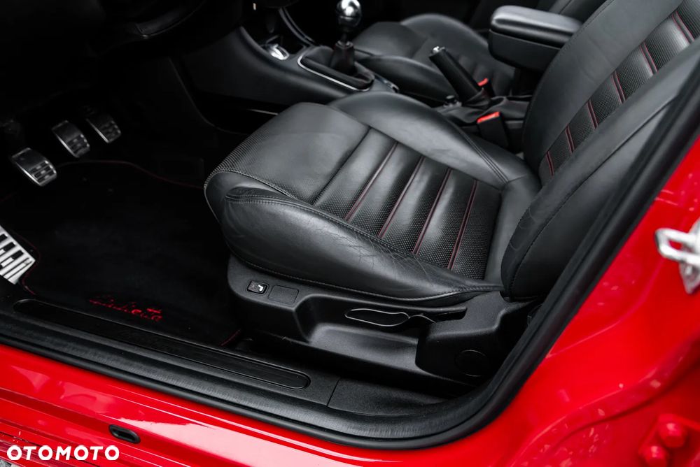 Alfa Romeo Giulietta 1.8 TBi 16V Quadrifoglio Verde - 22
