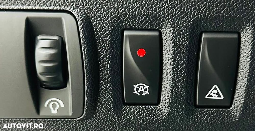 Renault Latitude 2.0 dCi Initiale - 5