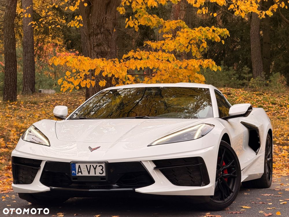 Chevrolet Corvette - 4