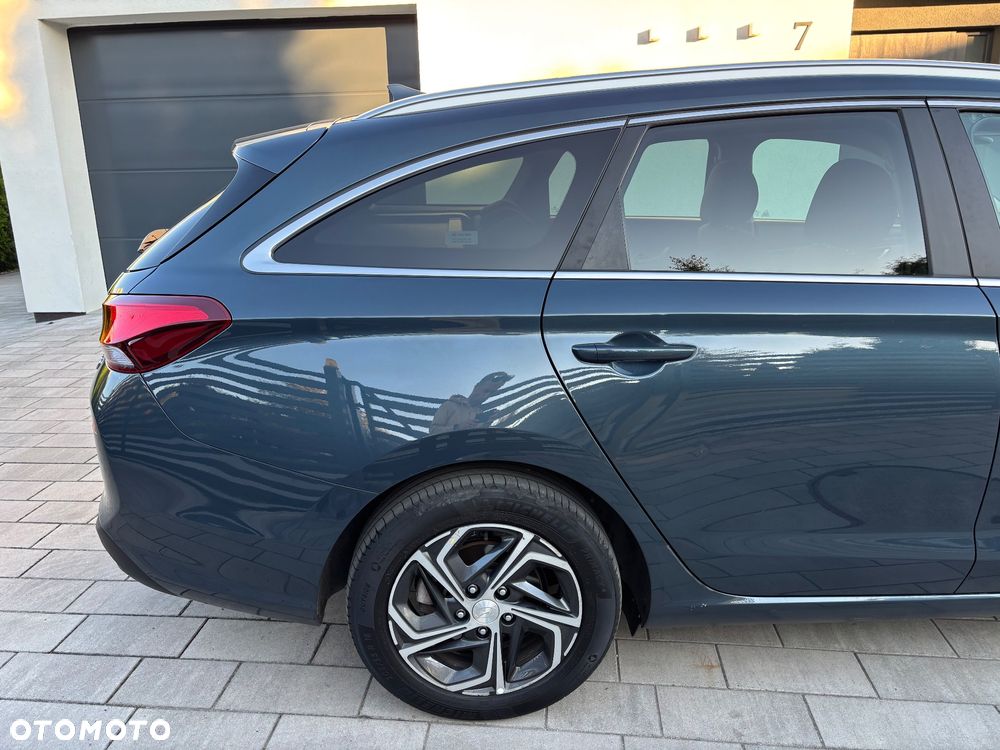 Hyundai i30 1.5 DPI Comfort - 10