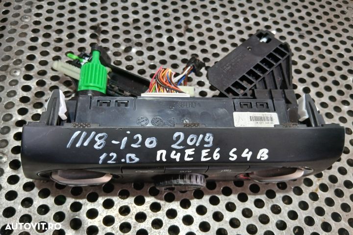 Comanda AC 97250-C8410 97250-C8410 Hyundai i20 2 (GB) [2014 - 2020] H - 2
