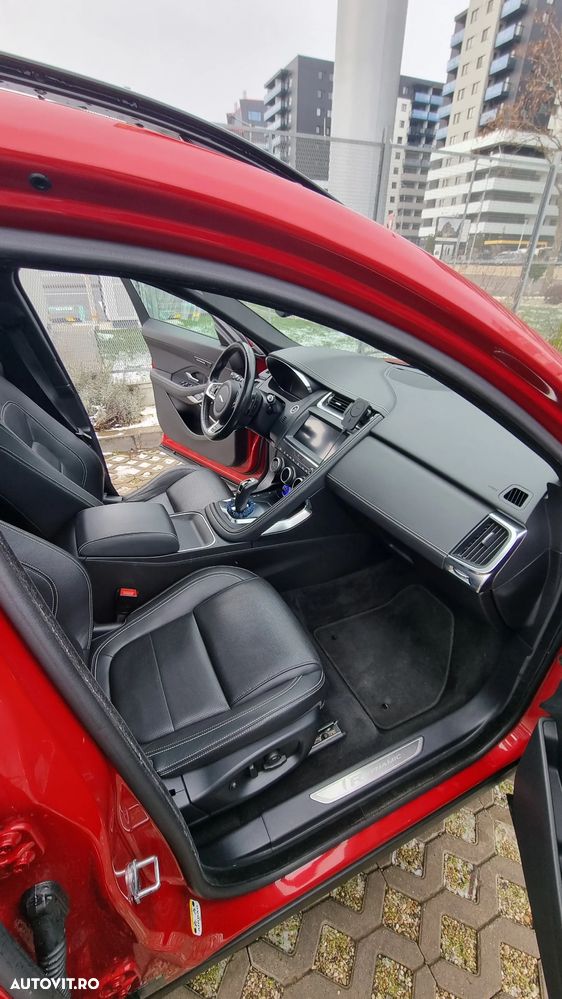 Jaguar E-Pace D180 AWD Aut. R-Dynamic - 10