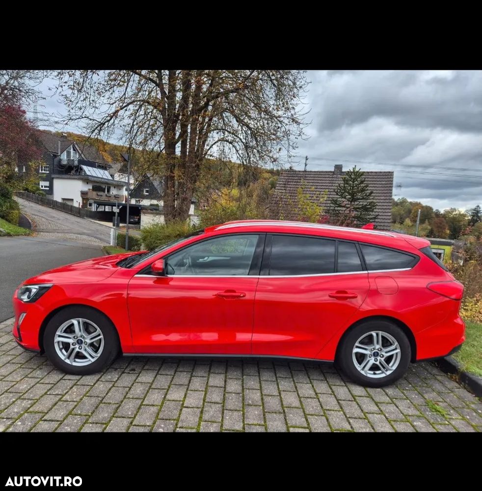 Ford Focus 1.5 EcoBlue Start-Stopp-System COOL&CONNECT DESIGN - 6